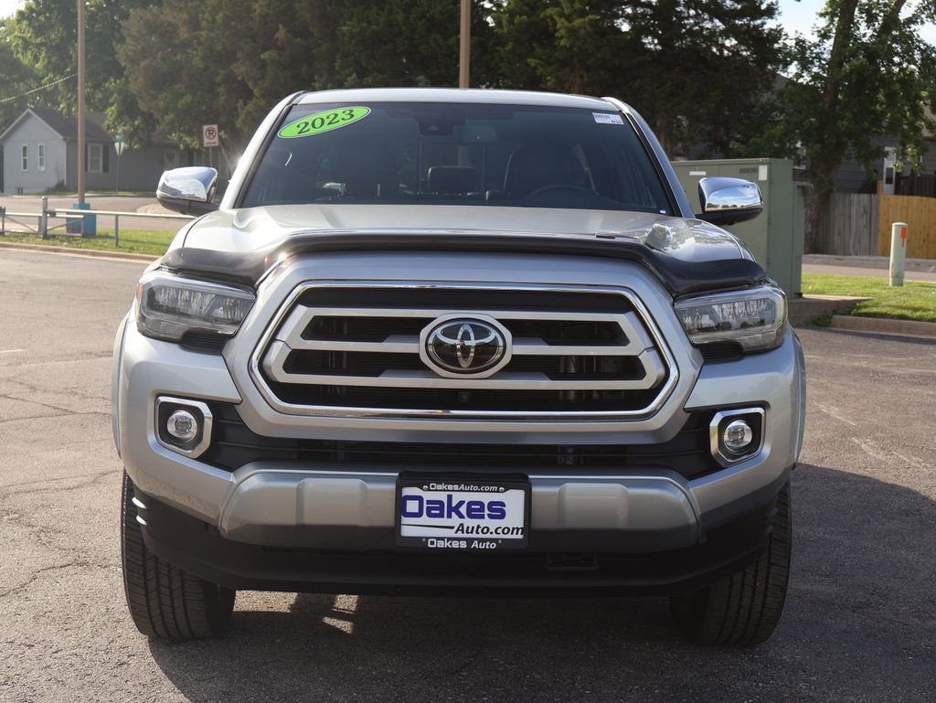 Used 2023 Toyota Tacoma Limited AWD/4WD image 3