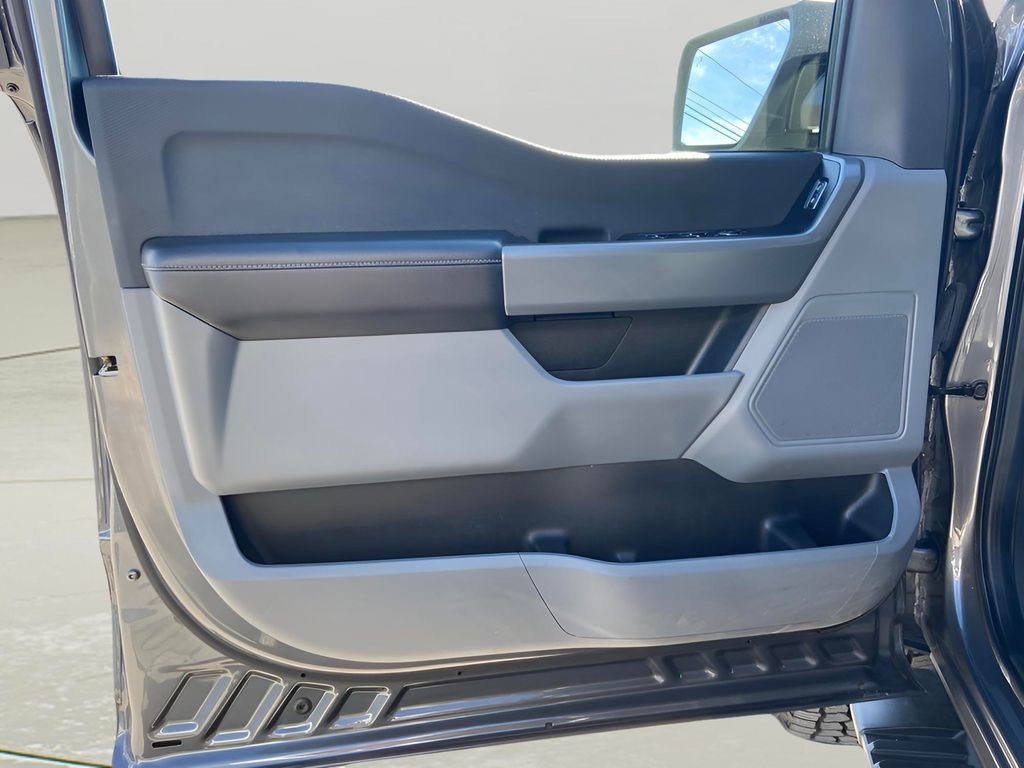 Used 2023 Ford F150 XLT w/ Trailer Tow Package image 20