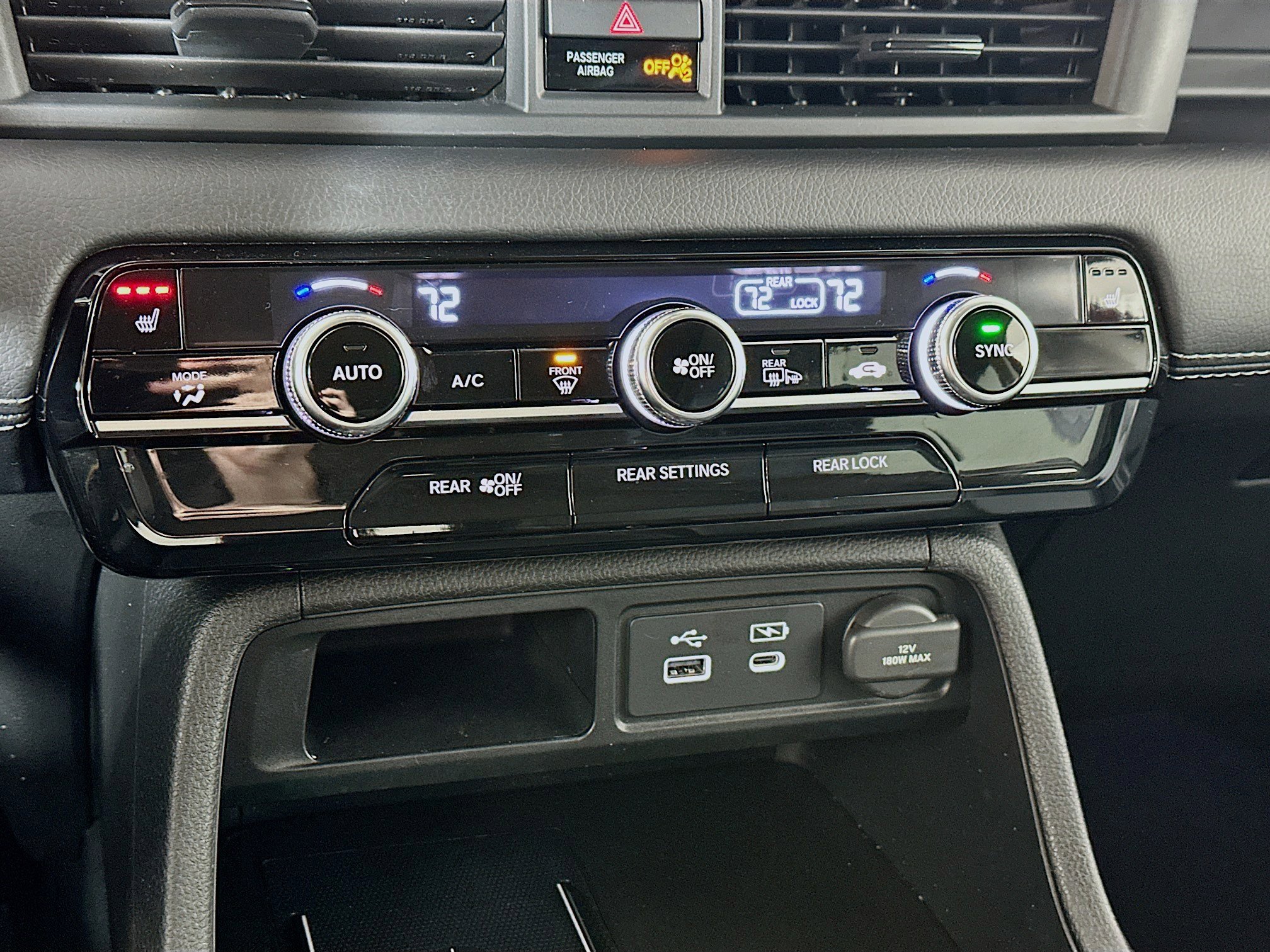 Used 2025 Honda Pilot Touring image 16