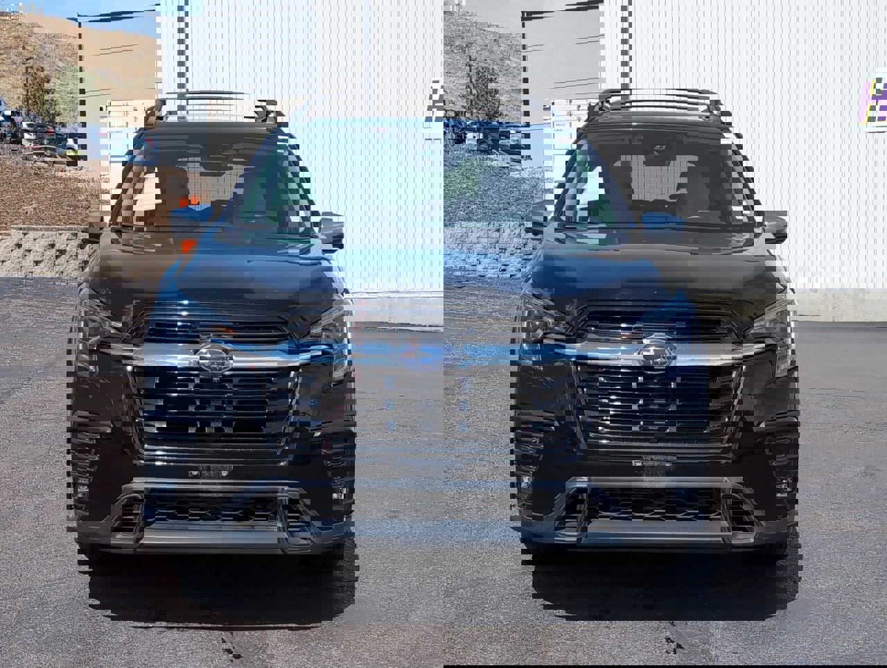 Used 2023 Subaru Ascent Limited w/ Technology Package image 2