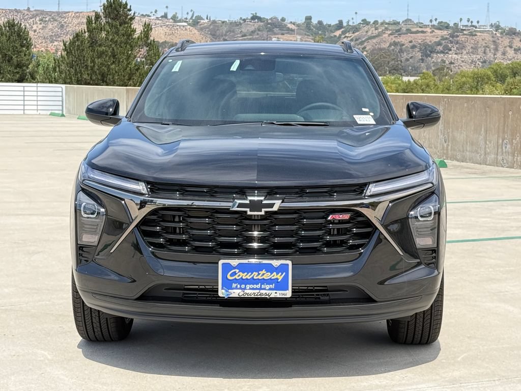 New 2026 Chevrolet Trax RS w/ Driver Confidence Package FWD image 5
