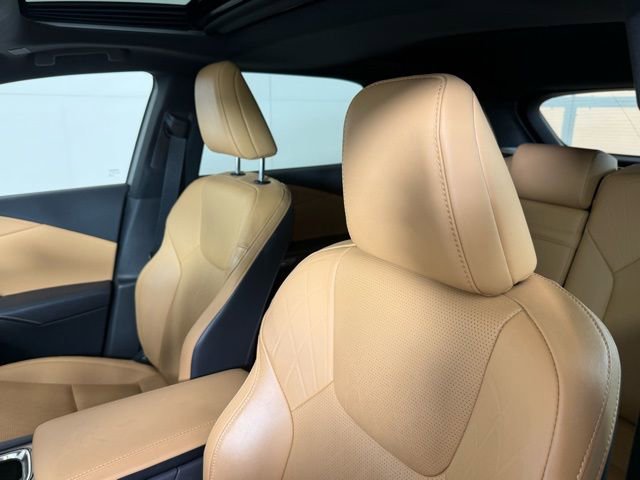 Certified 2023 Lexus RX 350 w/ Accessory Package (2T) image 7