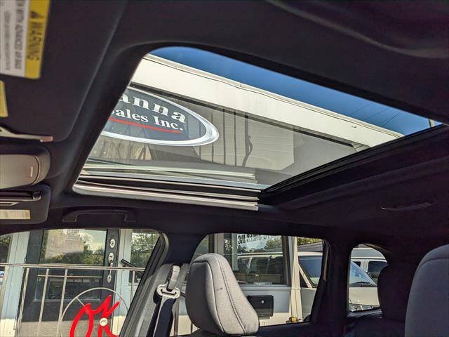 Used 2025 Subaru Forester Premium AWD/4WD image 12