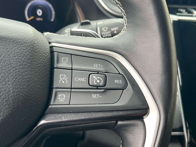 Used 2022 Jeep Grand Cherokee L Laredo w/ Luxury Tech Group I AWD/4WD image 20