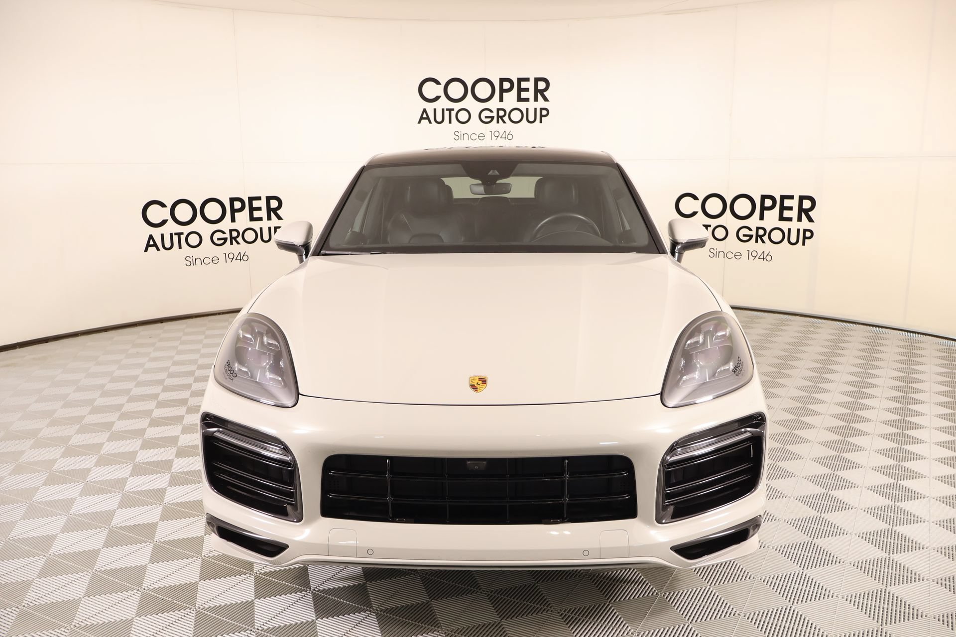 Used 2023 Porsche Cayenne GTS AWD/4WD image 10