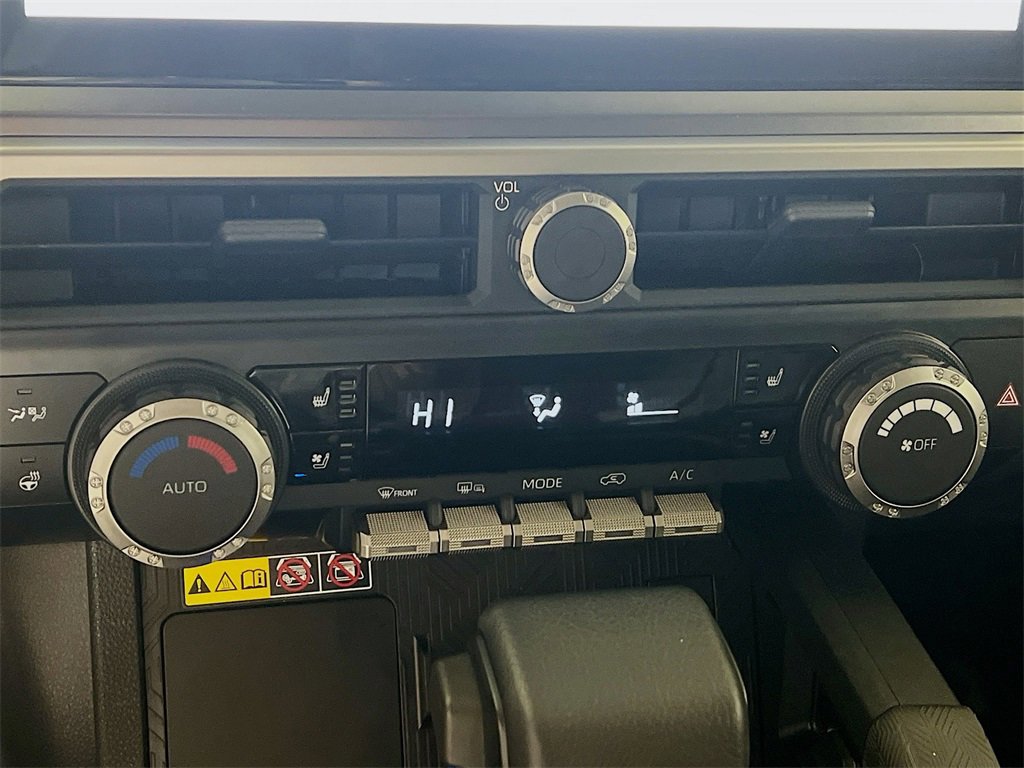 Certified 2025 Toyota 4Runner TRD Off-Road Premium image 15