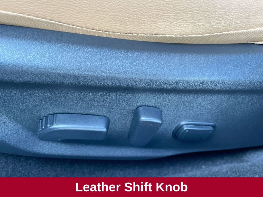 Used 2024 Nissan Sentra SV w/ SV Premium Package image 24