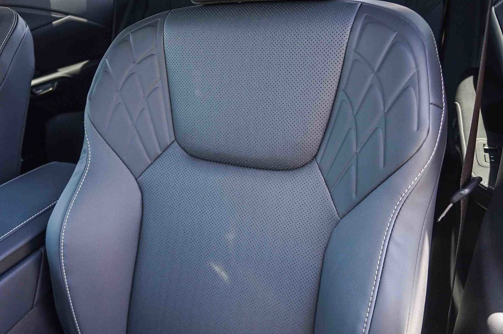 New 2026 Lexus RX 450h AWD image 28