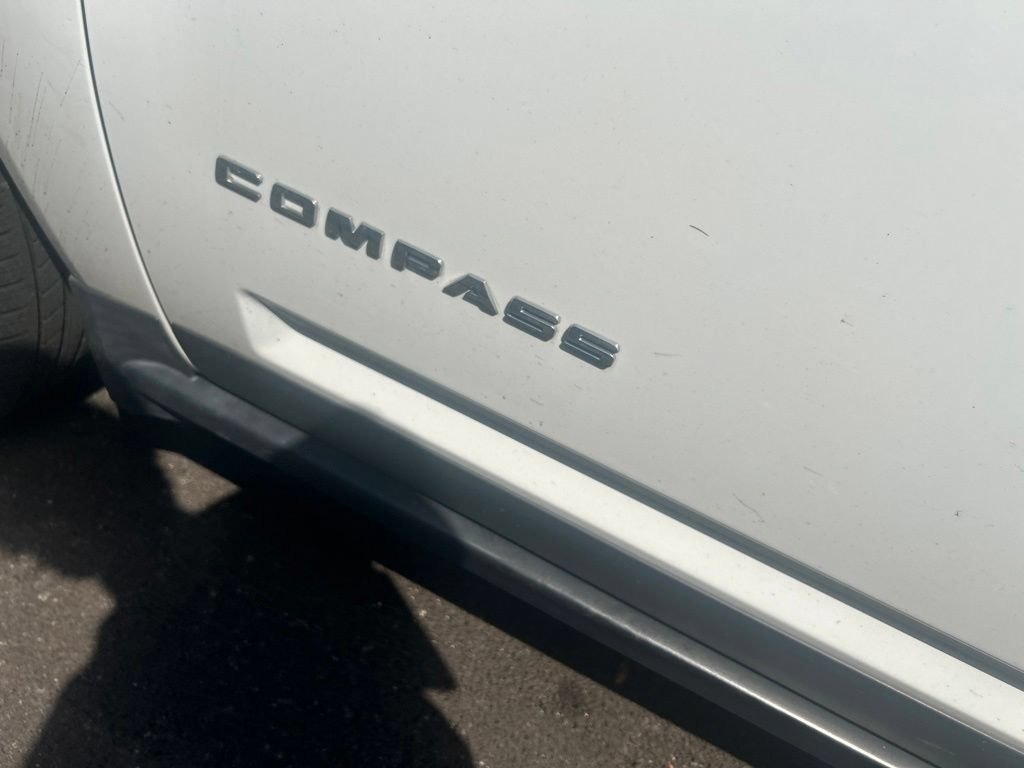 Used 2015 Jeep Compass Sport w/ Power Value Group FWD image 8