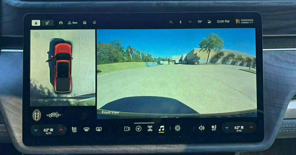 Used 2022 Rivian R1T Launch Edition image 33