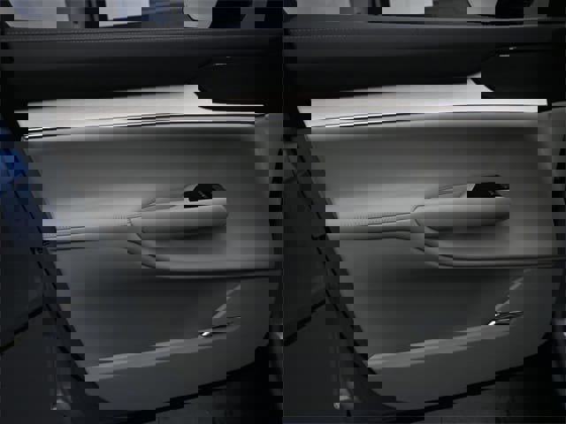 New 2025 Volvo EX90 Ultra image 14