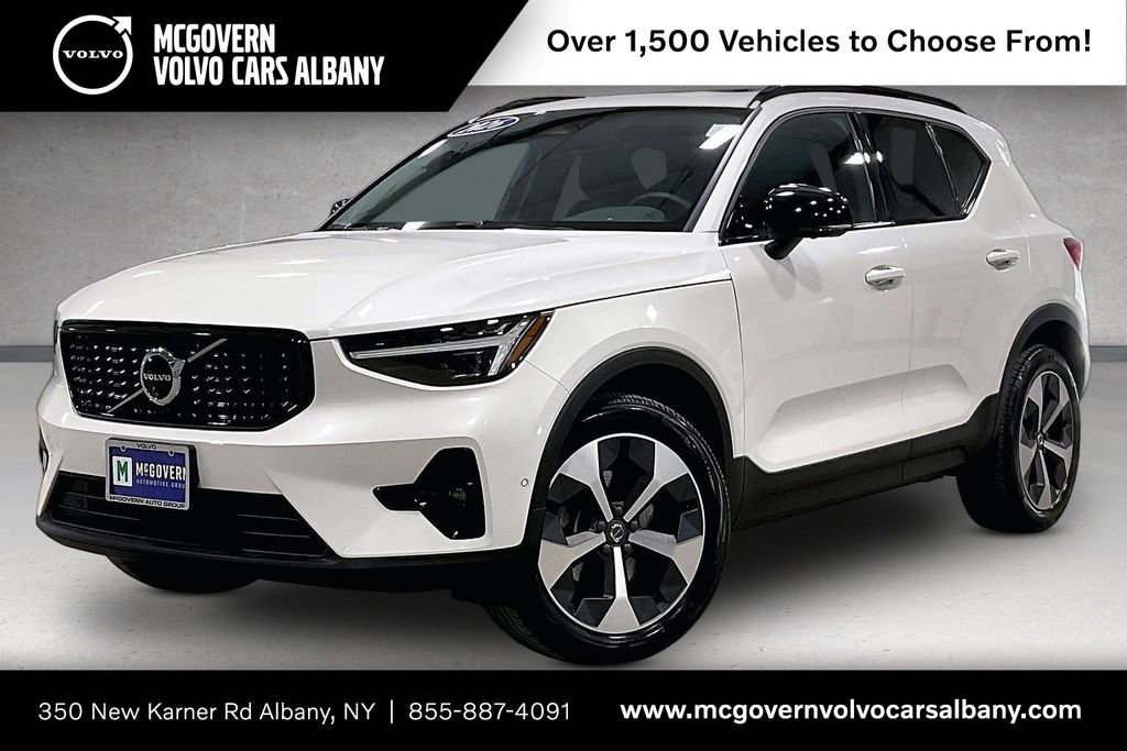 Certified 2026 Volvo XC40 B5 Plus w/ Protection Package Premier