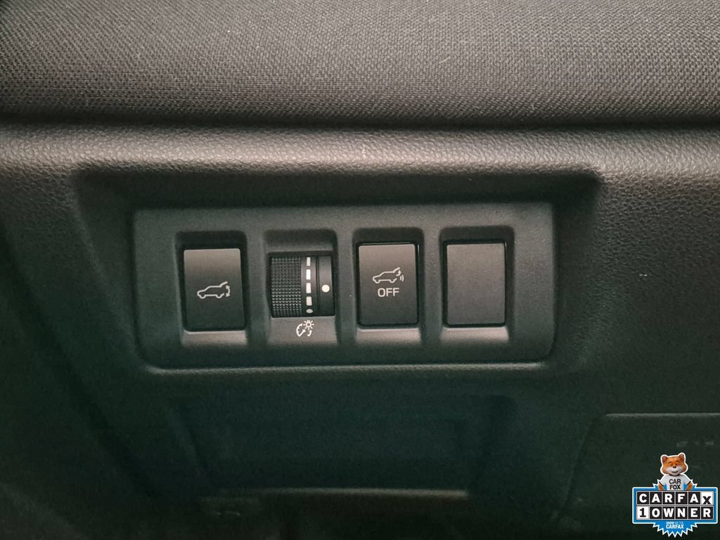 Used 2025 Subaru Outback Premium AWD/4WD image 18