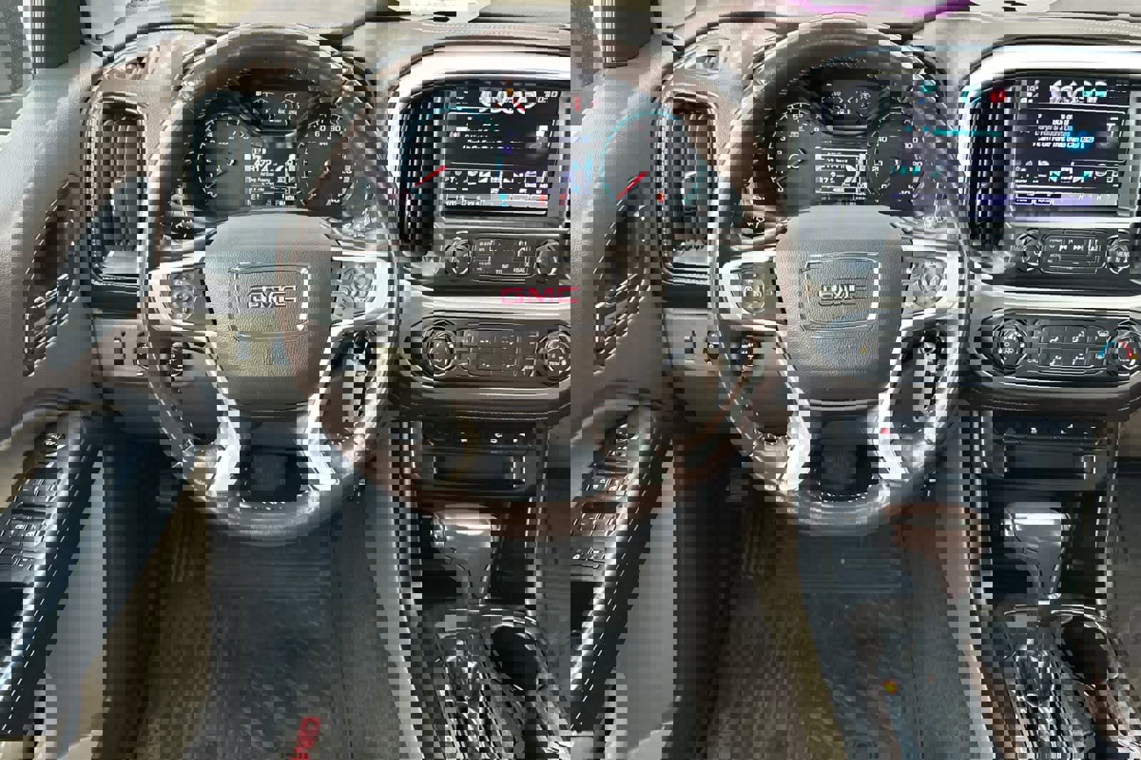 Used 2017 GMC Canyon SLE image 15