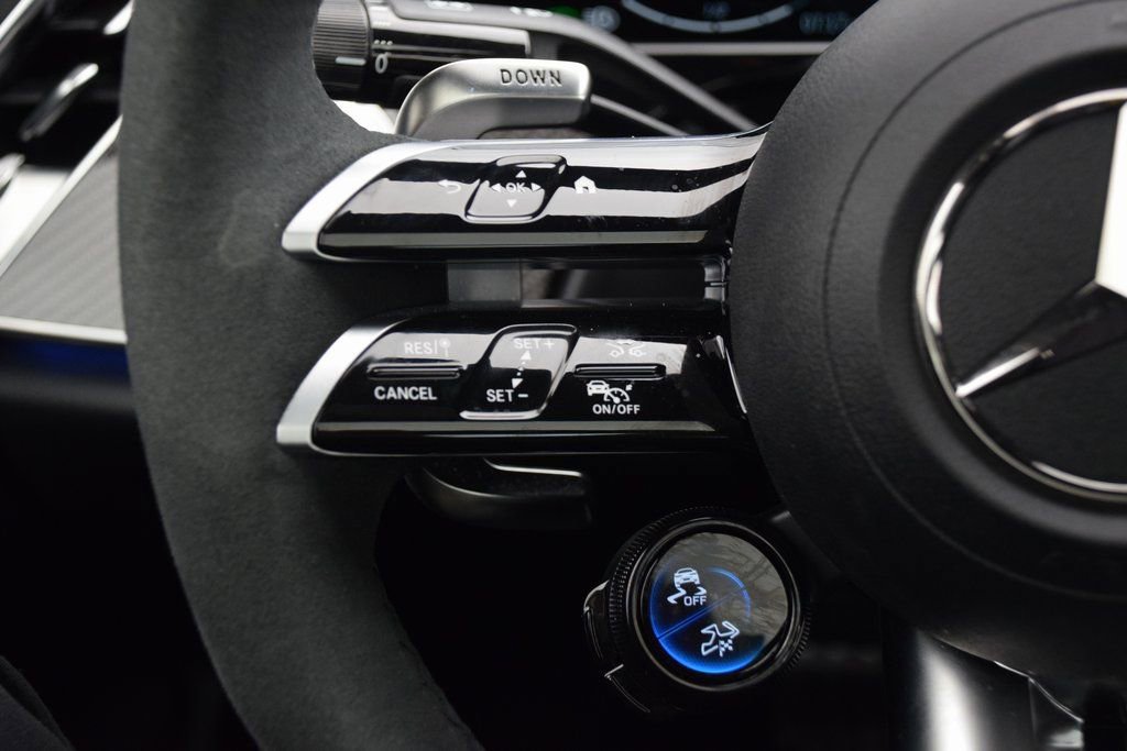 Used 2025 Mercedes-Benz E 53 AMG e 4MATIC Sedan image 23