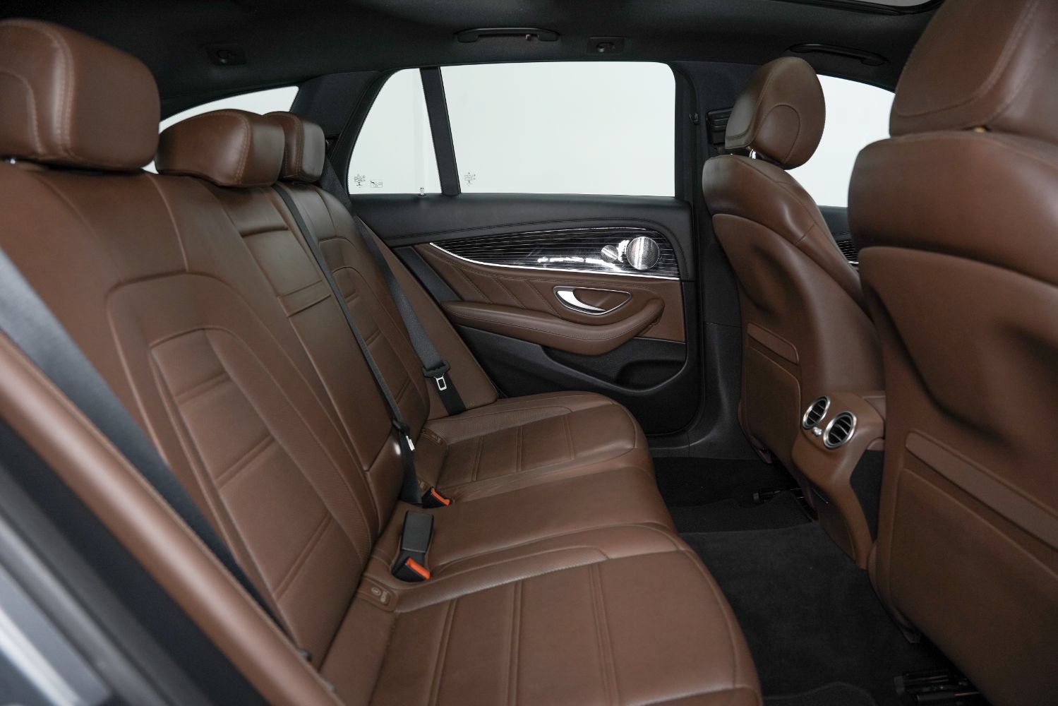 Used 2020 Mercedes-Benz E 63 AMG S image 35
