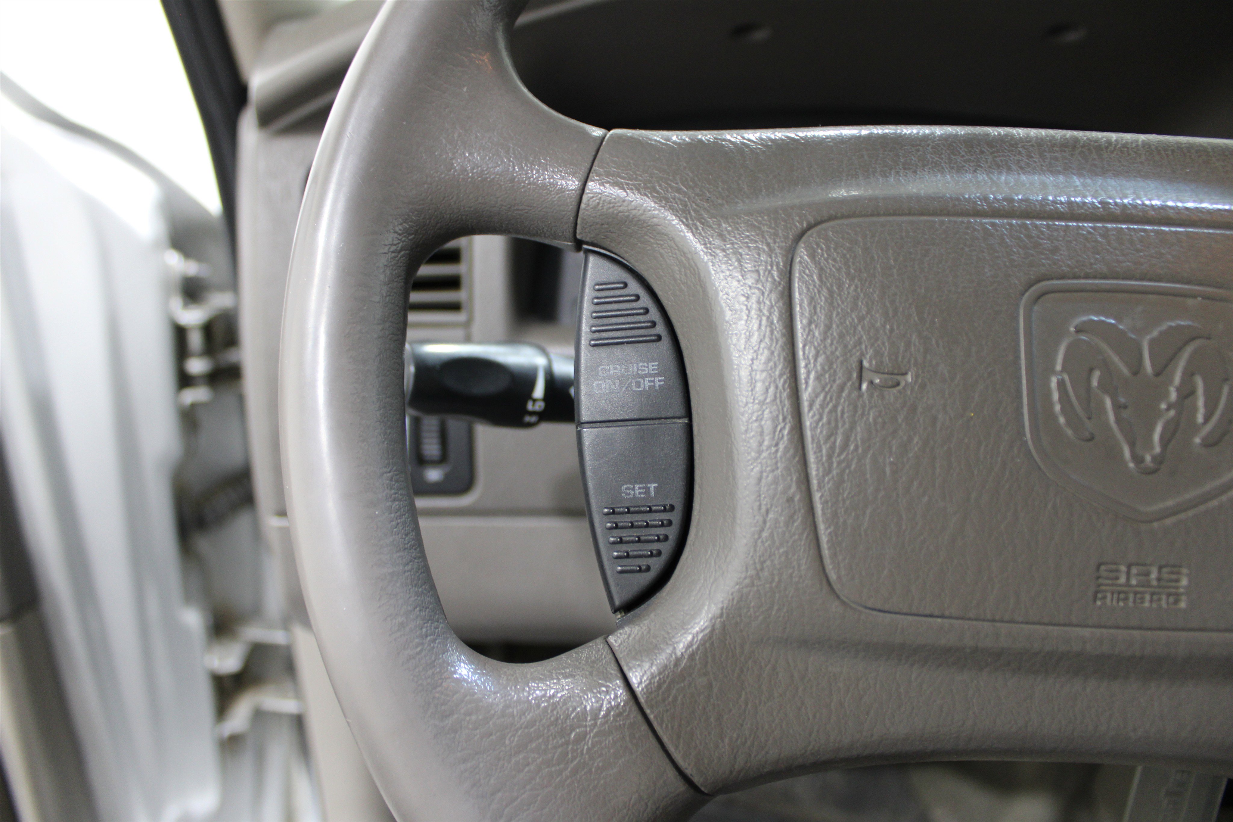 Used 2002 Dodge Durango Sport image 9