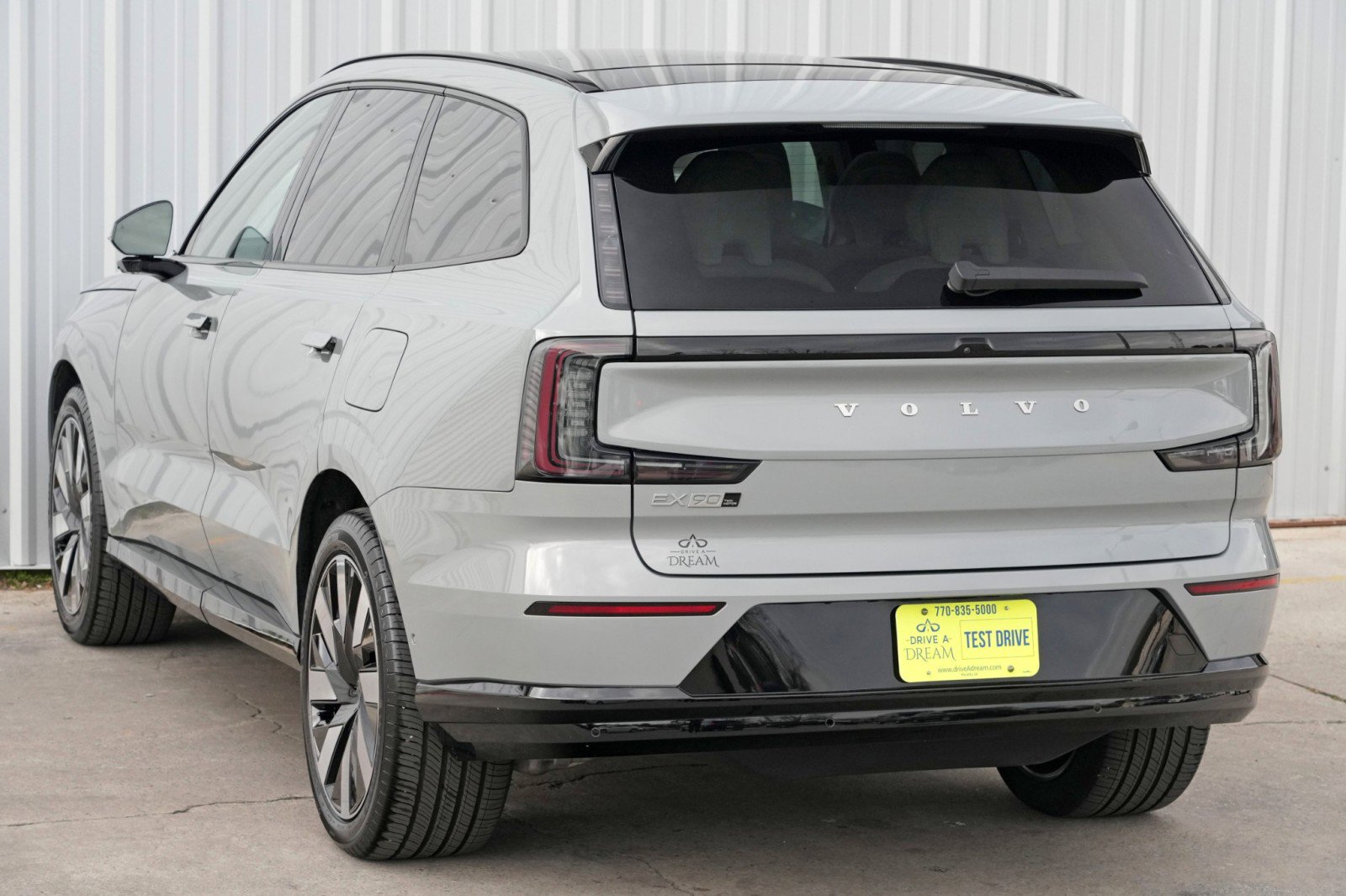 Used 2025 Volvo EX90 Ultra image 49