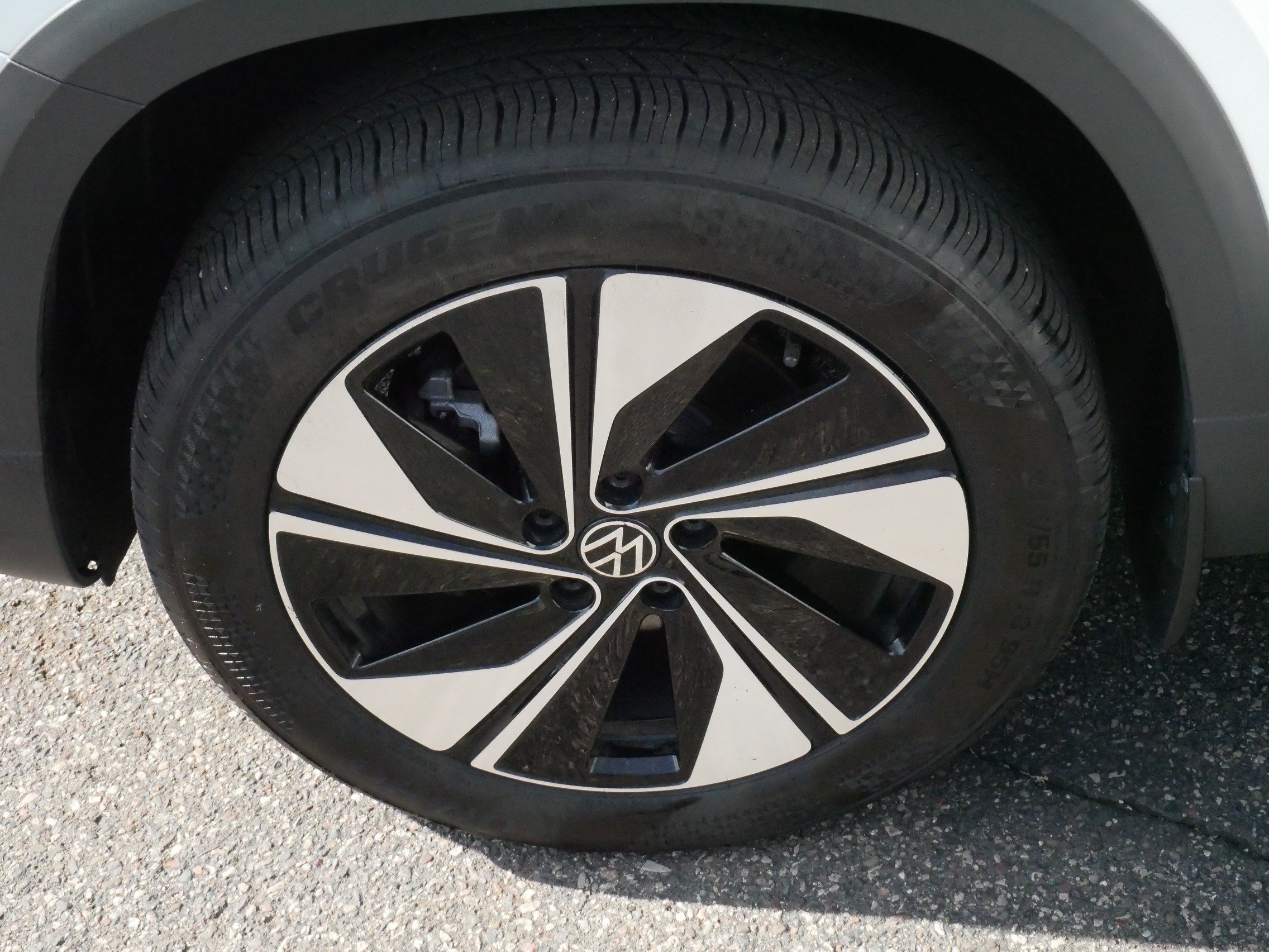 Certified 2024 Volkswagen Taos SE AWD/4WD image 15