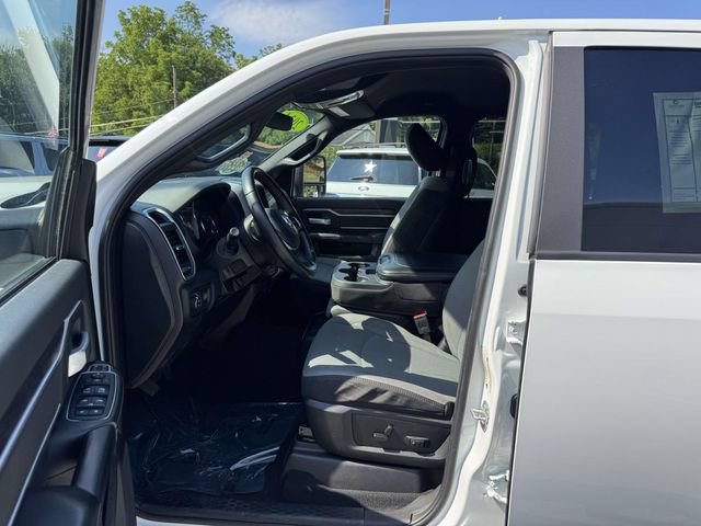 Used 2024 RAM 2500 Big Horn AWD/4WD image 17