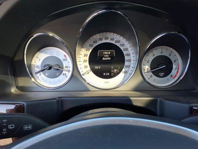 Used 2015 Mercedes-Benz GLK 350 4MATIC image 23