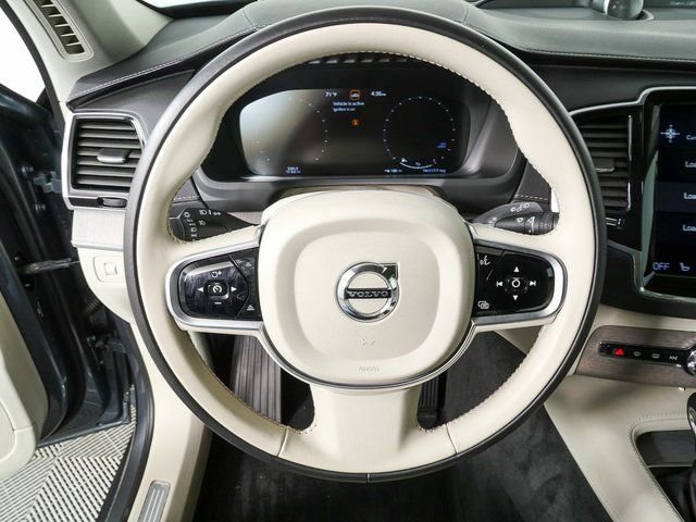 Used 2020 Volvo XC90 T6 Inscription w/ Protection Package Premier image 9