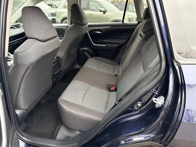 Used 2025 Toyota RAV4 XLE image 16
