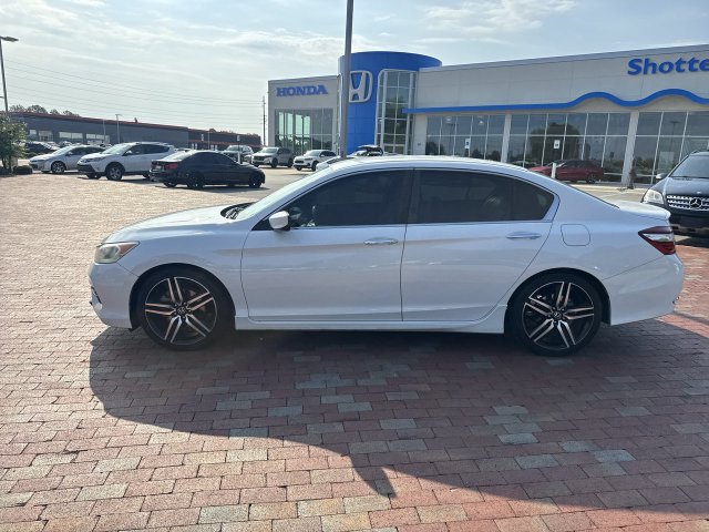 Used 2017 Honda Accord Sport Special Edition image 5