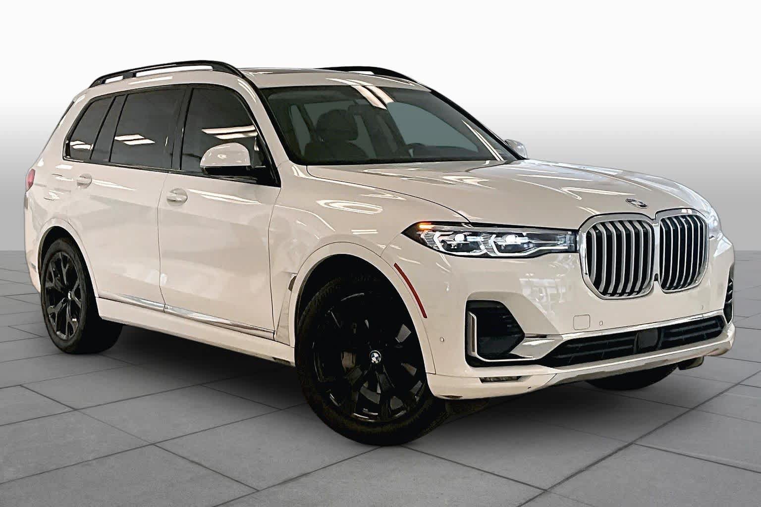 Used 2021 BMW X7 xDrive40i w/ Premium Package 2 AWD/4WD image 2