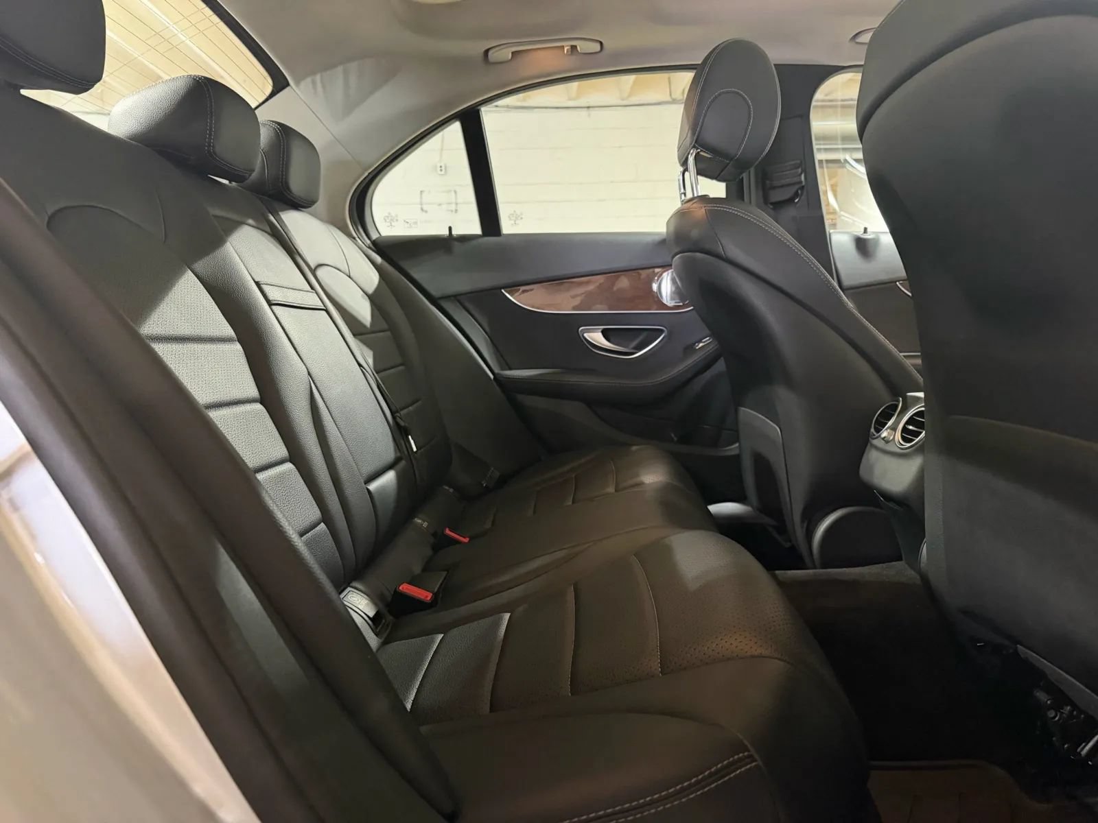 Used 2017 Mercedes-Benz C 300 4MATIC Sedan image 11