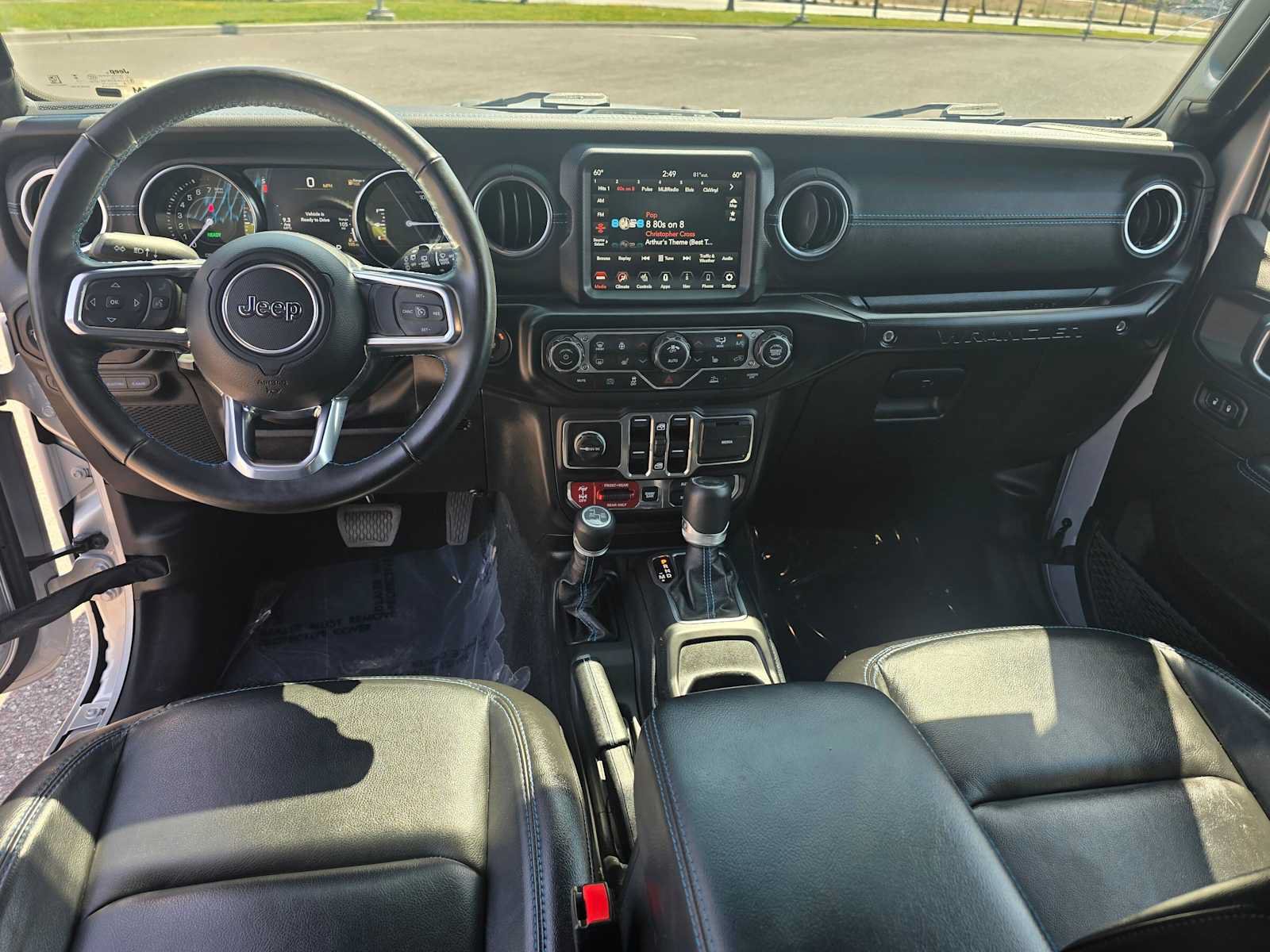 Used 2023 Jeep Wrangler Unlimited Rubicon 4xe w/ Cold Weather Group AWD/4WD image 18