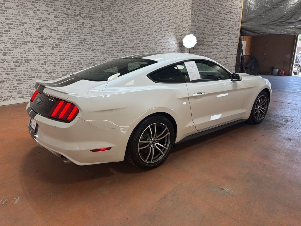 Used 2017 Ford Mustang Coupe image 7