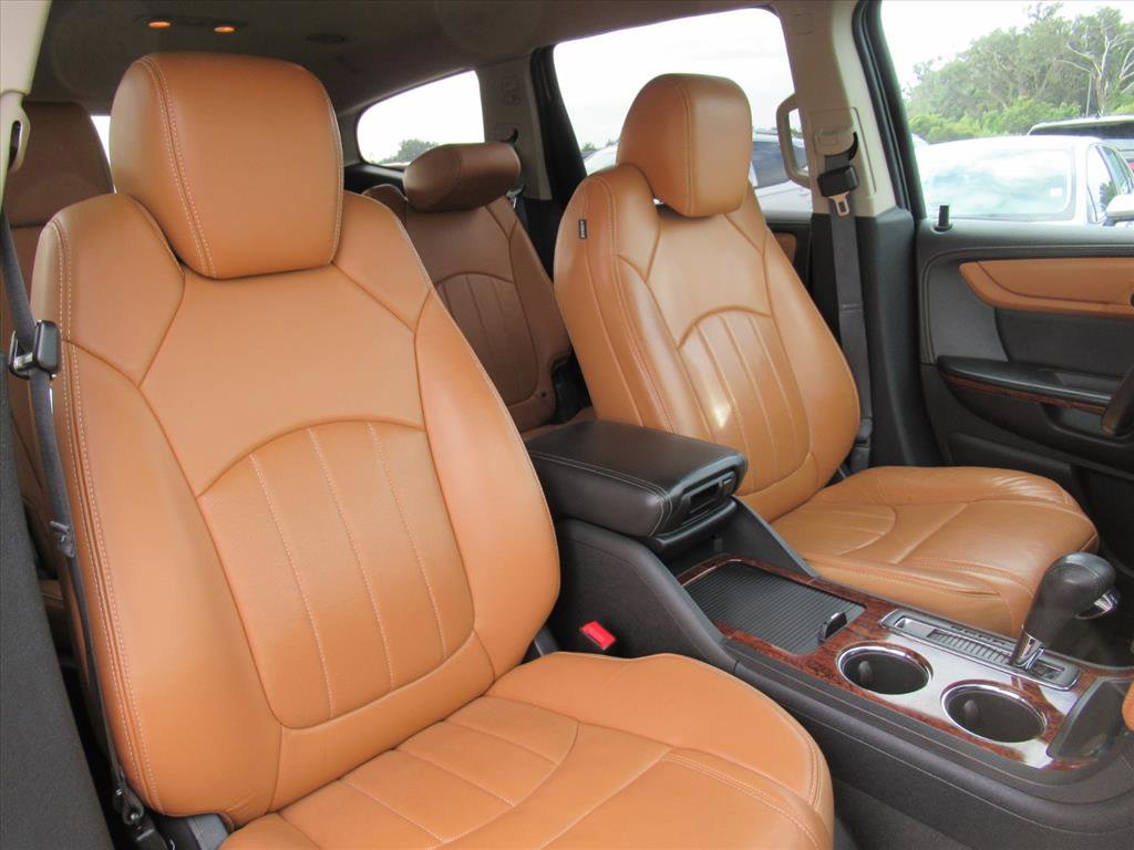 Used 2014 Chevrolet Traverse LTZ image 9
