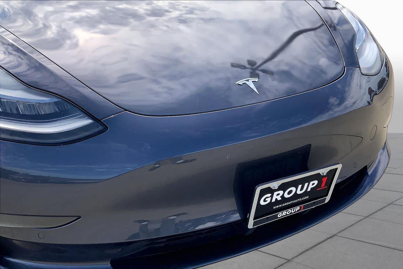 Used 2019 Tesla Model 3 Standard Range Plus RWD image 28