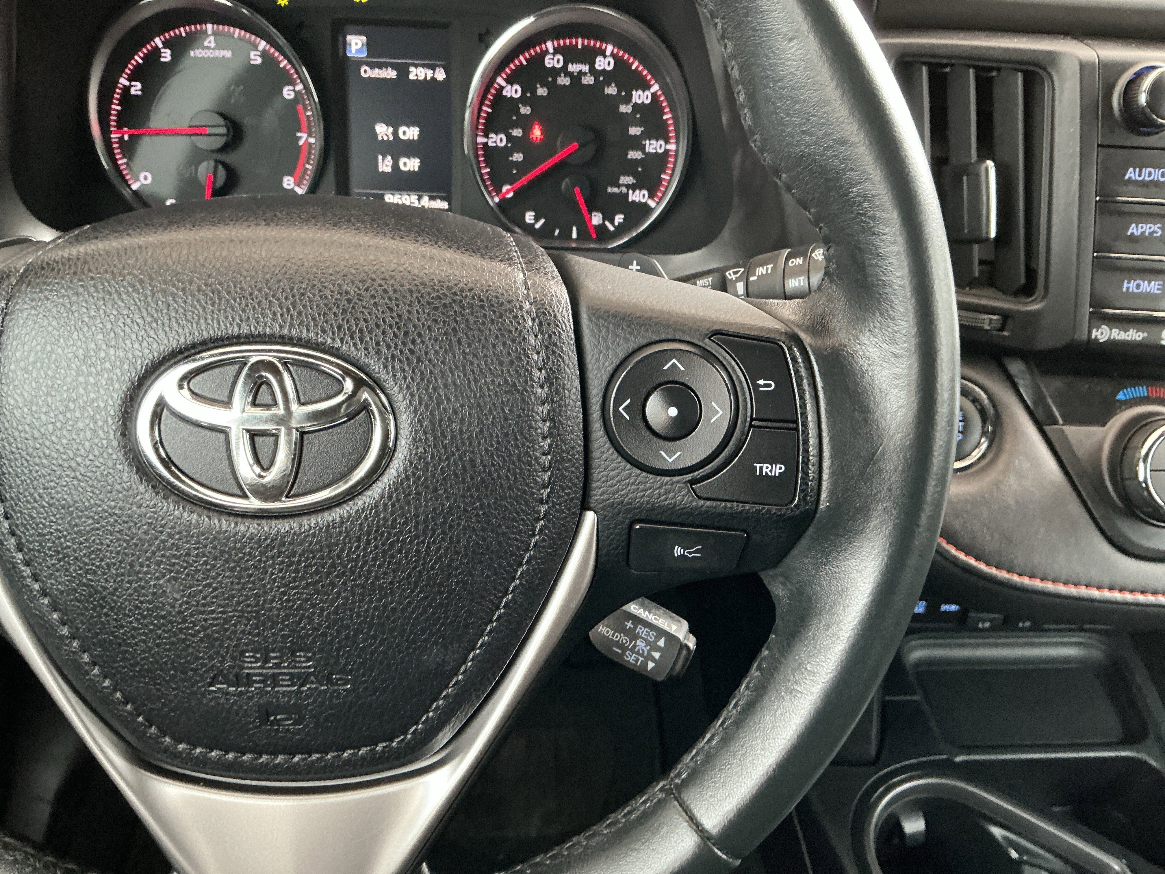 Used 2017 Toyota RAV4 SE image 13