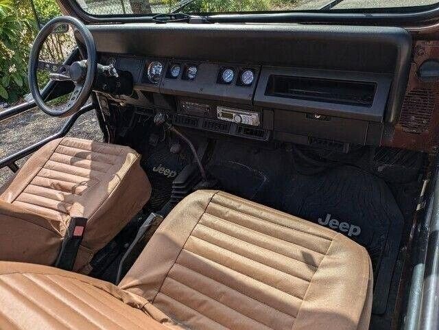 Used 1989 Jeep Wrangler 4WD image 17
