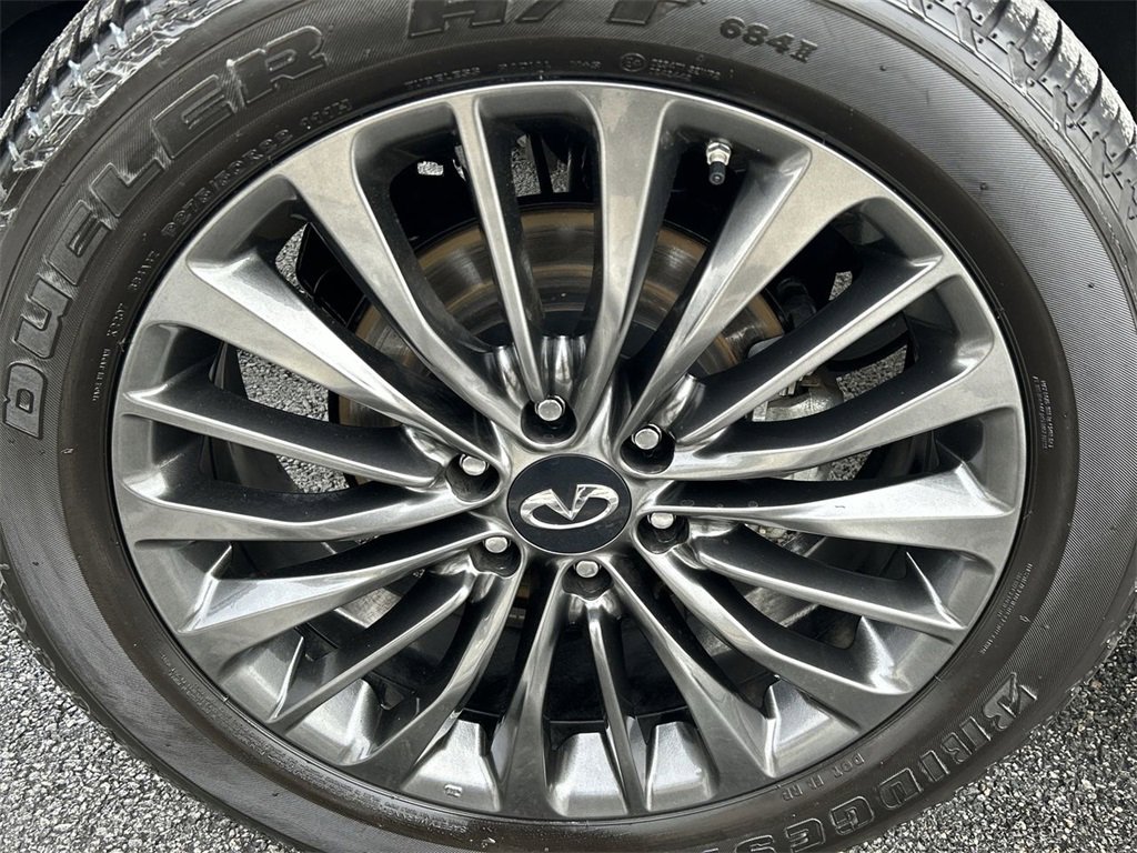 Certified 2024 INFINITI QX80 Sensory image 12