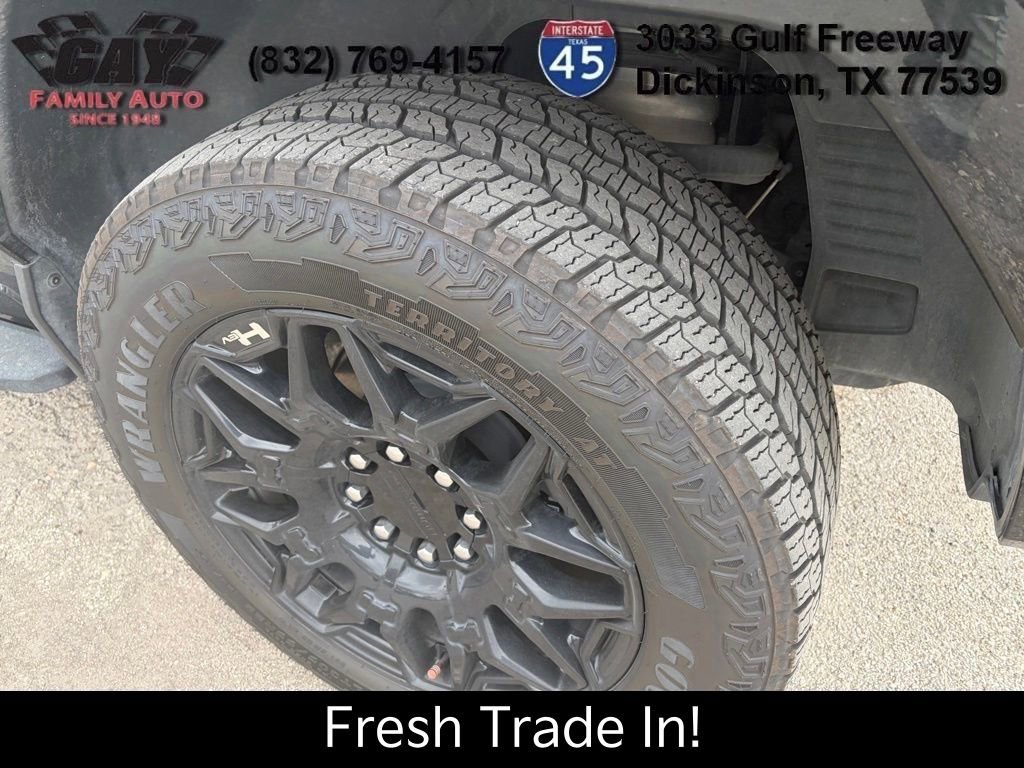 Certified 2025 GMC Hummer EV 2X w/ LPO, Dark Essentials Package image 6