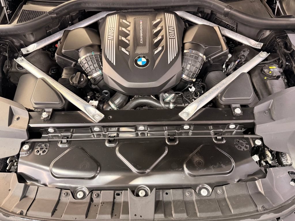 Used 2020 BMW X7 M50i AWD/4WD image 6