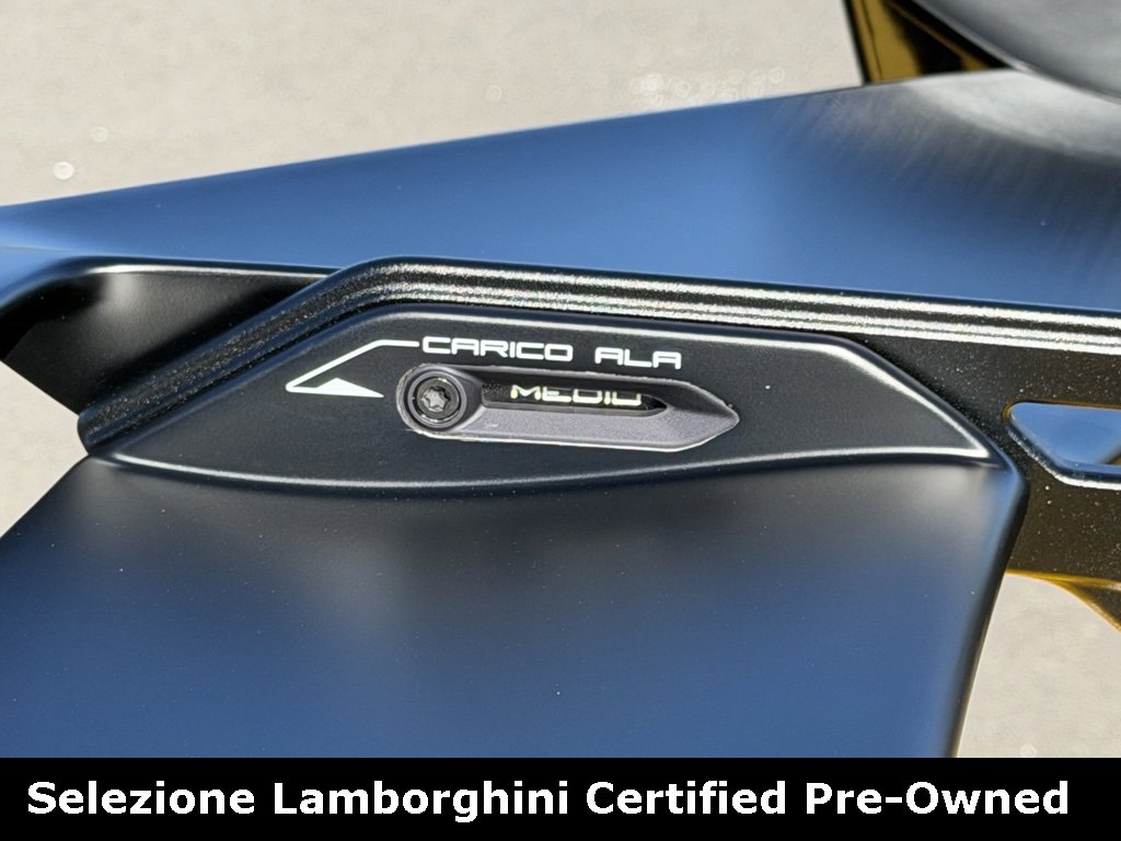 Used 2023 Lamborghini Huracan STO image 20