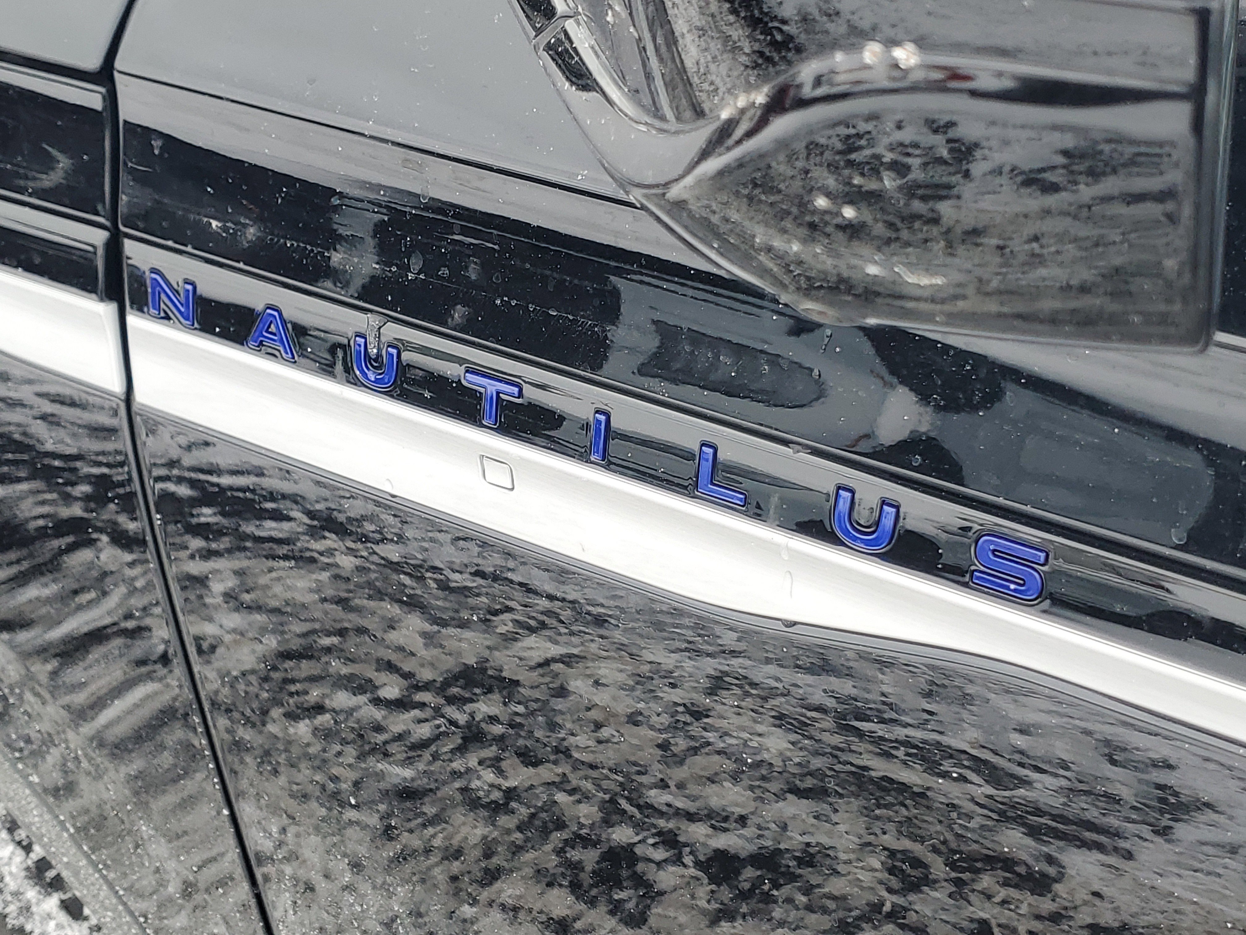 New 2026 Lincoln Nautilus Premier w/ Equipment Group 102A image 7