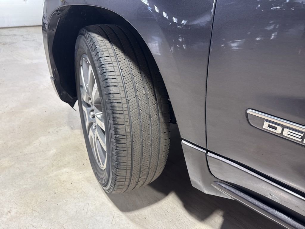 Used 2014 GMC Acadia Denali image 3