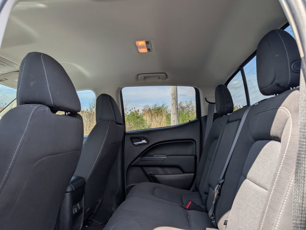 Used 2022 Chevrolet Colorado LT w/ LPO, Tonneau and Step Package AWD/4WD image 10