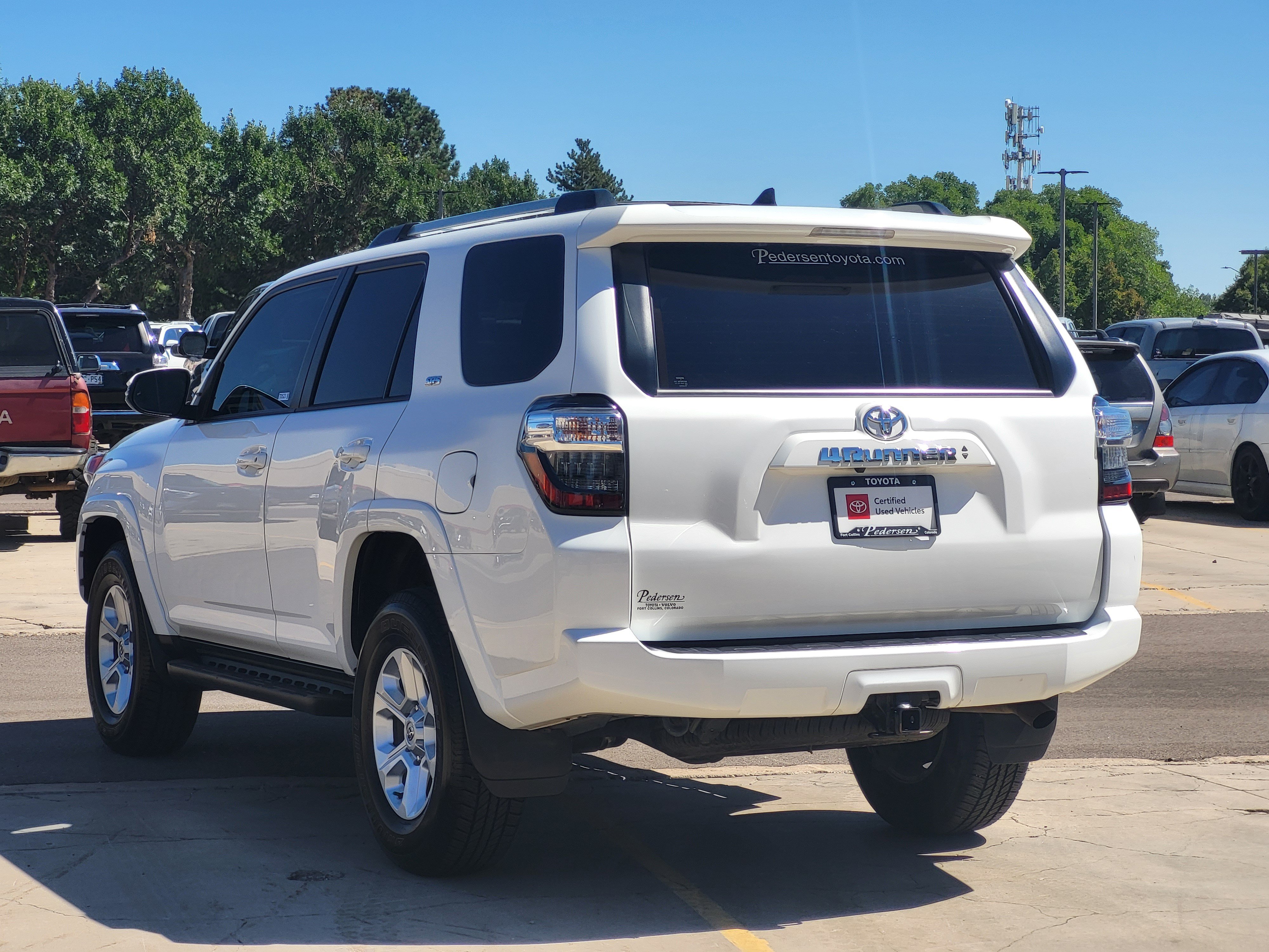Certified 2024 Toyota 4Runner SR5 Premium AWD/4WD image 3