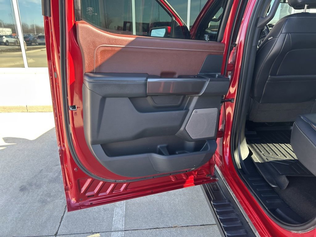 Used 2023 Ford F150 Lariat image 19