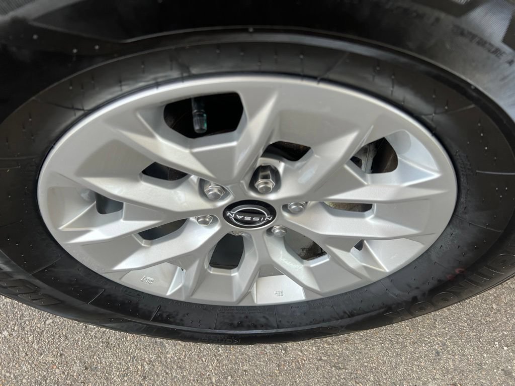 Certified 2024 Nissan Frontier SV AWD/4WD image 35