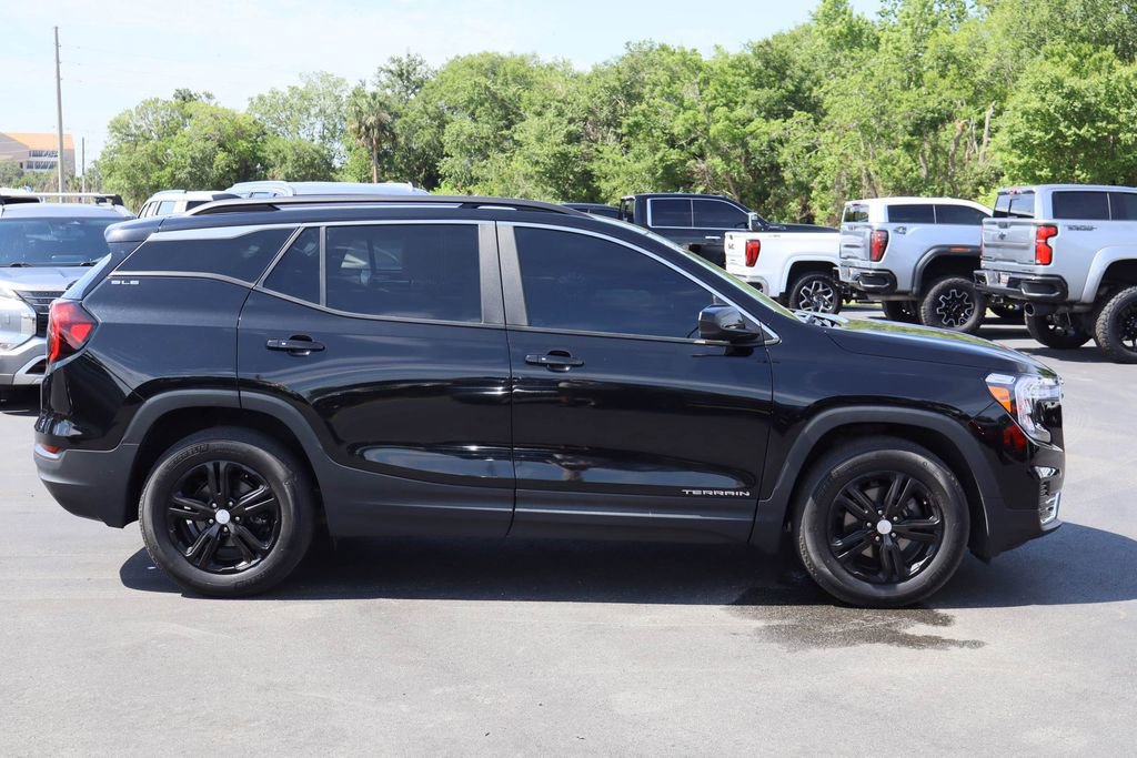 Certified 2023 GMC Terrain SLE w/ Driver Convenience Package FWD image 10
