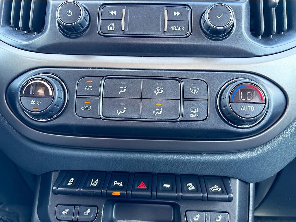 Used 2021 Chevrolet Colorado Z71 w/ Safety Package image 12