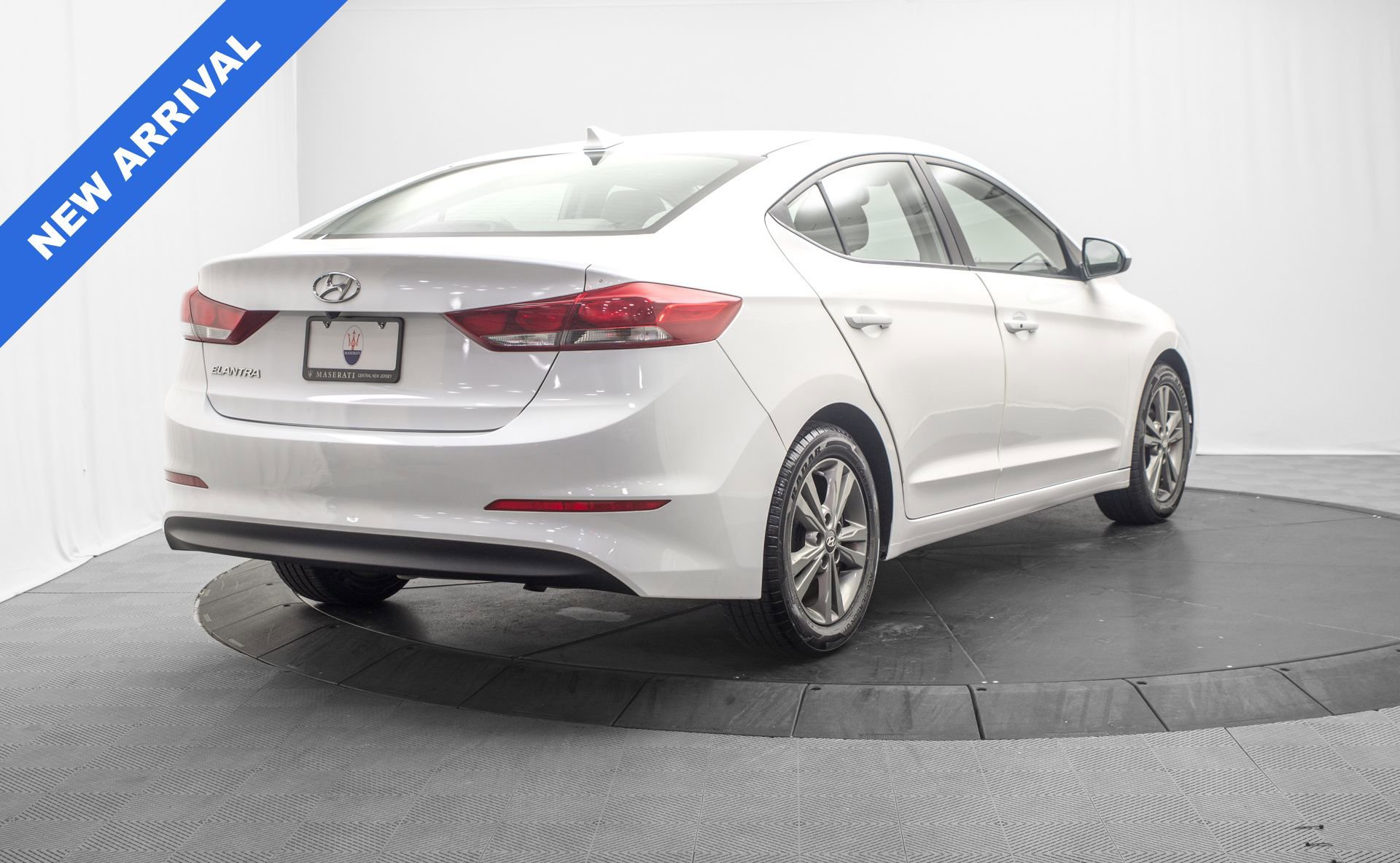 Used 2017 Hyundai Elantra Value Edition FWD image 7