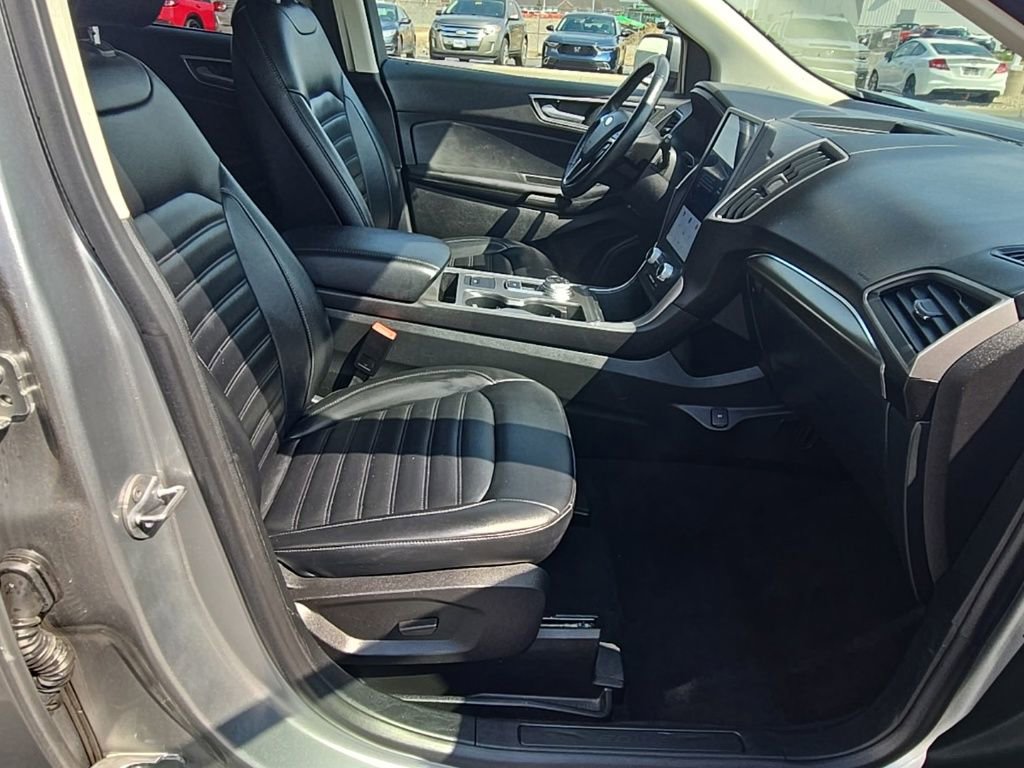 Used 2022 Ford Edge SEL image 30